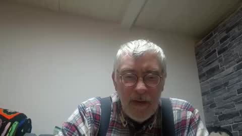 Michael online show from December 15, 5:39 pm