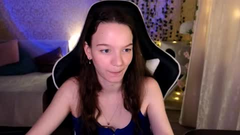 Snapshot of pink__sun chatting on March 7, 4:48 pm Stephanie online show from March 7, 4:48 pm