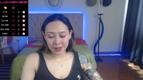 pink_blossom_ online show from September 13, 3:56 pm