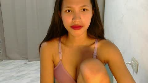 pink_bubbles011 online show from May 31, 6:31 am