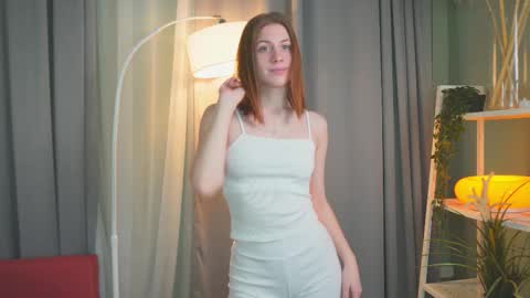 Snapshot of pink_muse chatting on November 22, 1:54 pm Muse online show from November 22, 1:54 pm