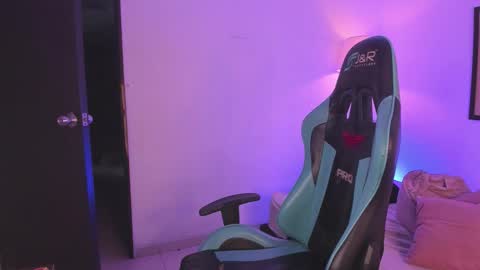 KELLY  online show from September 27, 11:54 pm