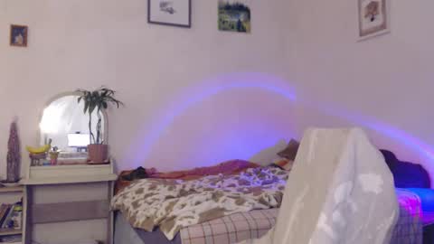 Snapshot of pink_soup chatting on March 6, 7:21 pm Sony online show from March 6, 7:21 pm