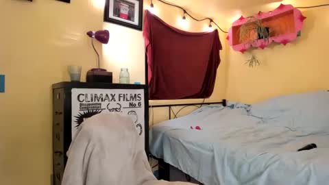 Virginity smiles online show from October 21, 6:58 am