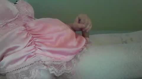 Snapshot of pinkifyme63 chatting on March 24, 9:42 pm pinkifyme63 online show from March 24, 9:42 pm