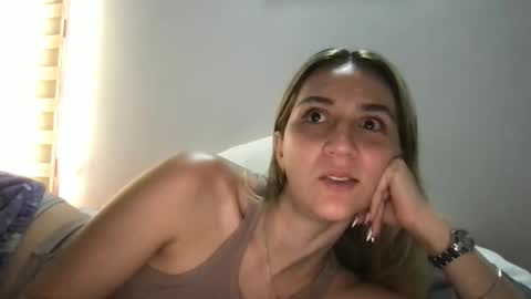 Snapshot of pinkilola chatting on March 25, 1:06 pm Pinkilola online show from March 25, 1:06 pm