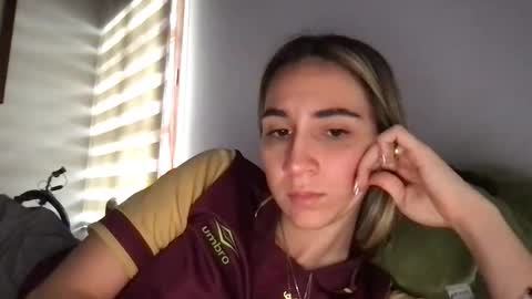 Snapshot of pinkilola chatting on April 13, 5:07 pm Pinkilola online show from April 13, 5:07 pm