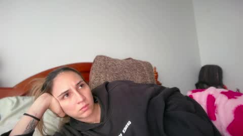 Snapshot of pinkilola chatting on May 27, 8:28 pm Pinkilola online show from May 27, 8:28 pm