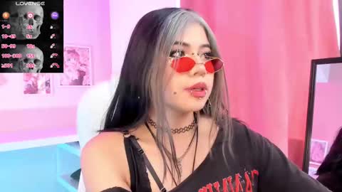 PINKK online show from October 1, 2:12 pm