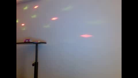 pinksugar online show from December 4, 4:38 pm