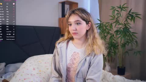  HERES ALICE  WELCOME EVERYONE LOVENSE DOMI REACT TO YOUR TIPS LETS MAKE A GREAT SHOW TOGETHER  online show from February 17, 6:20 am