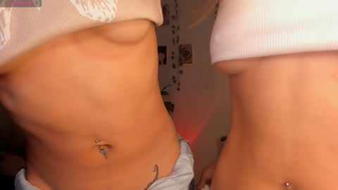 Sarah .. online show from March 20, 3:50 pm