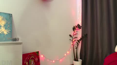 Perlita online show from December 22, 8:36 pm