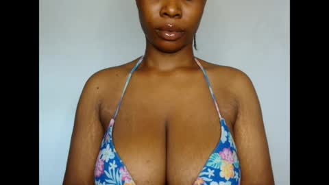 pinkxsugar online show from May 6, 9:25 am