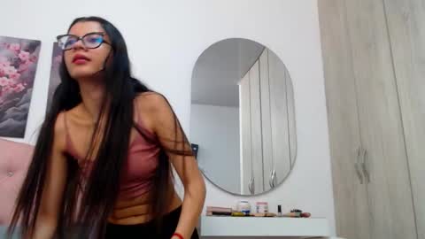 pinky_f00x online show from February 13, 7:43 pm