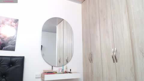 pinky_f00x online show from March 20, 7:19 pm