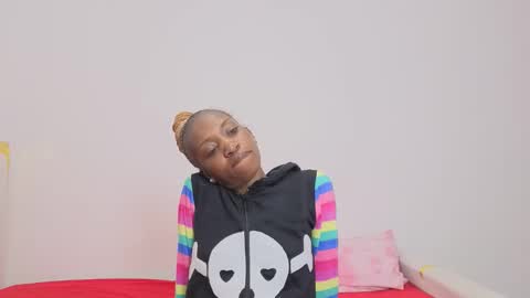 pinky_winky2 online show from September 17, 1:29 am