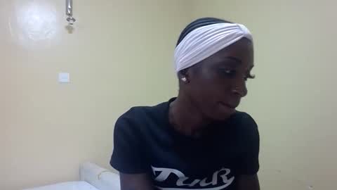 Snapshot of pinky_winky2 chatting on October 14, 7:09 am pinky_winky2 online show from October 14, 7:09 am