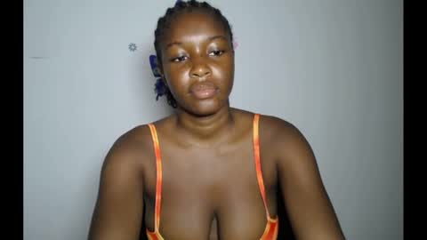 pinkykiki_247 online show from December 15, 4:00 pm