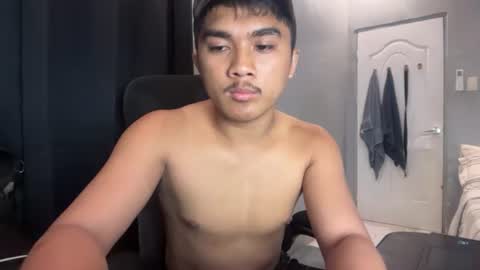 Snapshot of pinoyadriannexxx chatting on July 23, 12:36 pm Adrianne online show from July 23, 12:36 pm