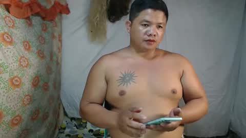 pinoyhotchubby85 online show from September 17, 12:51 pm