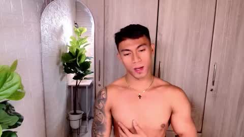 ethan online show from November 4, 2:43 am