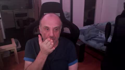 pip10 online show from October 19, 12:28 pm