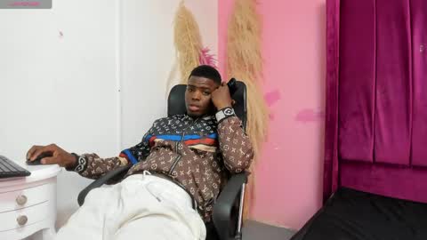 P I P E online show from March 31, 3:41 am