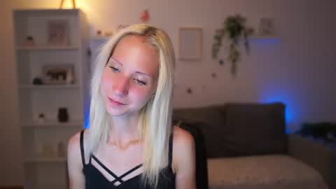 Piper Perri online show from July 10, 6:21 pm