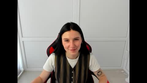 Snapshot of piper_smilee chatting on June 11, 12:03 pm Piper online show from June 11, 12:03 pm
