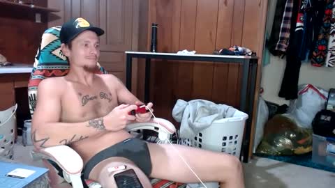 Snapshot of pippylongdickin chatting on October 10, 1:59 am pippylongdickin online show from October 10, 1:59 am