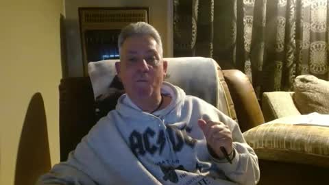 pirate334 online show from January 15, 8:19 am