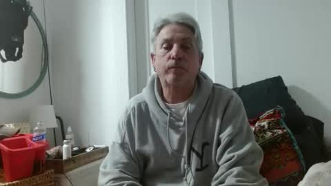 pirate334 online show from May 4, 3:57 am