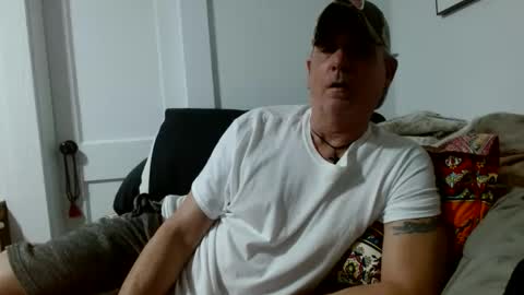 pirate334 online show from May 24, 1:32 am