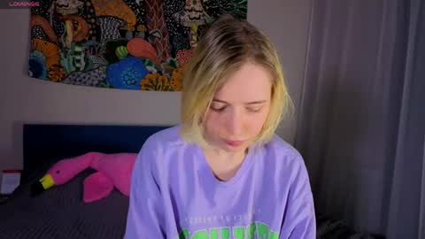 Snapshot of pis_sos chatting on March 22, 8:01 pm pis_sos online show from March 22, 8:01 pm