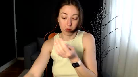 piscesgirl06 online show from February 17, 5:58 am