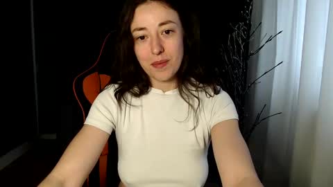 piscesgirl06 online show from February 27, 6:18 am