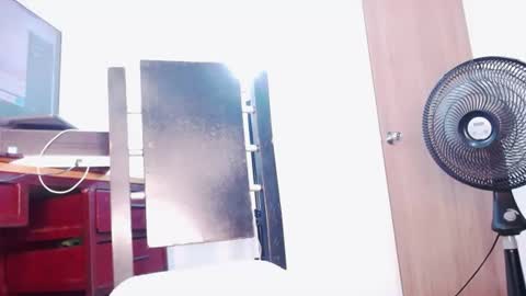 Piscies Ass online show from June 30, 6:36 am