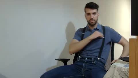 Snapshot of pitruki00 chatting on January 19, 10:41 am pitruki00 online show from January 19, 10:41 am