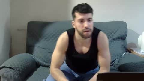 Snapshot of pitruki00 chatting on February 17, 10:12 am pitruki00 online show from February 17, 10:12 am