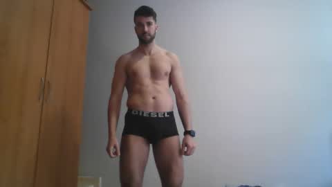 Snapshot of pitruki00 chatting on February 27, 9:31 am pitruki00 online show from February 27, 9:31 am