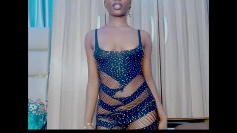 Snapshot of pixie_pulse chatting on July 3, 7:15 am Ella online show from July 3, 7:15 am