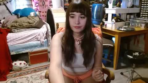 Izzy online show from May 7, 3:28 pm