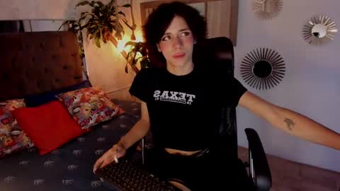 cris online show from February 10, 6:09 am