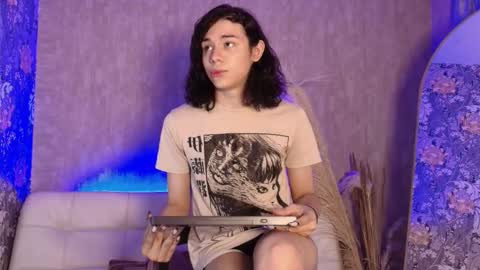 cris online show from February 19, 2:18 am