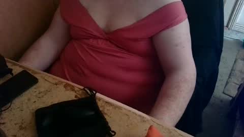 Snapshot of piznam chatting on June 13, 2:15 pm gingersissy online show from June 13, 2:15 pm