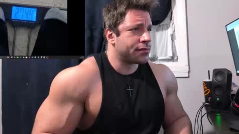 pizza_biceps online show from February 15, 5:15 am
