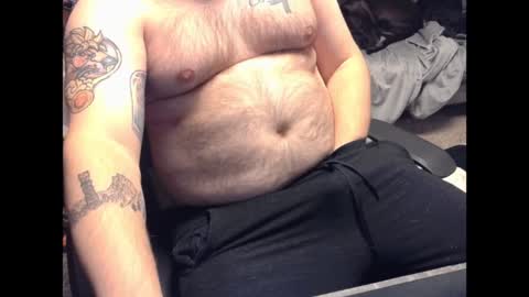 Snapshot of pjac1212 chatting on December 3, 3:33 pm pj1212 online show from December 3, 3:33 pm