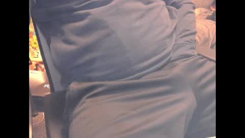 Snapshot of pjac1212 chatting on February 11, 10:07 pm pj1212 online show from February 11, 10:07 pm