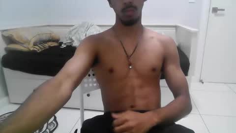 pklusts online show from April 6, 8:59 am